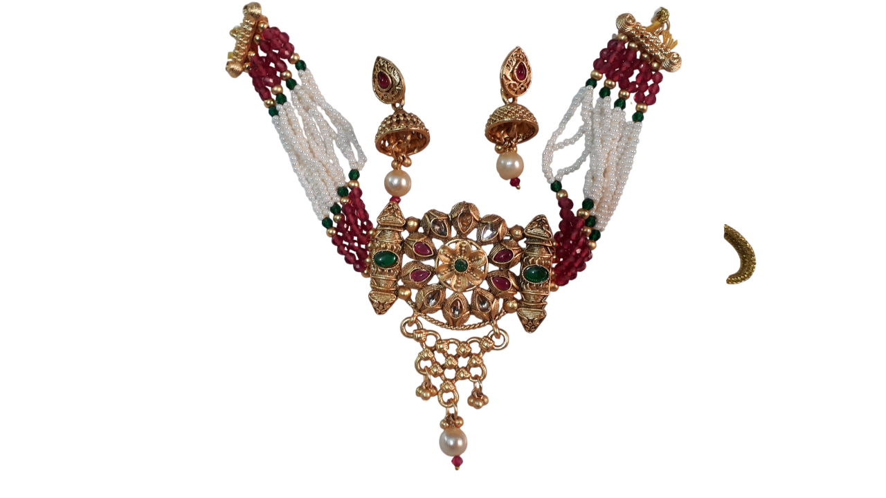 White Moti Haar Gold Colour With Earrings