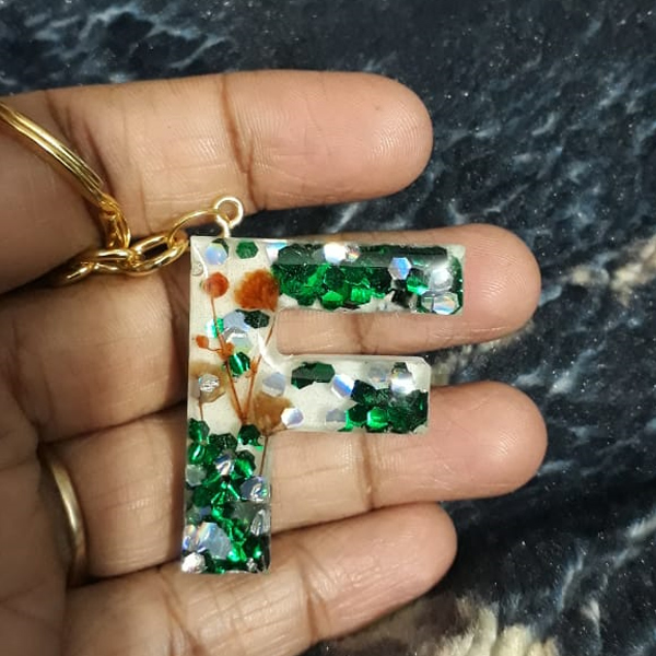 Resin Letter F White Flower Key Ring