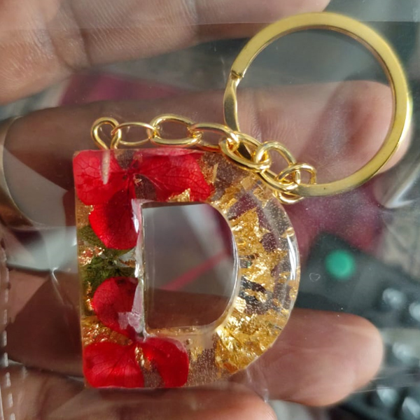 Handmade Resin Alphabet Keychain – Elegant Letter D with Red Flowers and Gold Foil