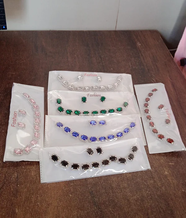 Diamond Necklace and Earrings Set 1 Set  Mix Color