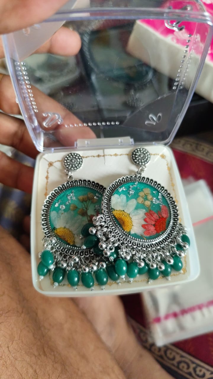 Resin Flower Green Jhumka
